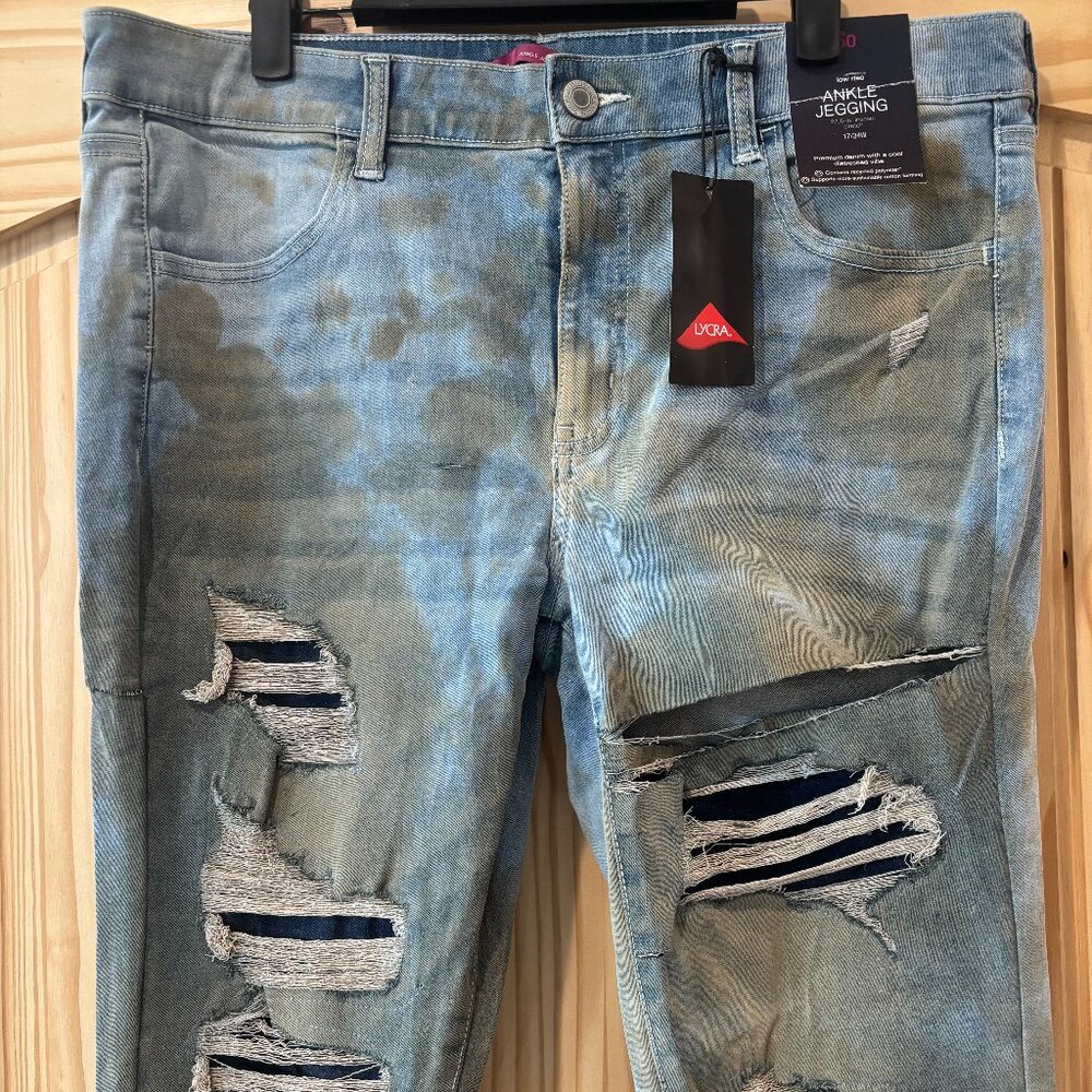 SO Lo-Rise Ankle Jegging Size 17 NWT